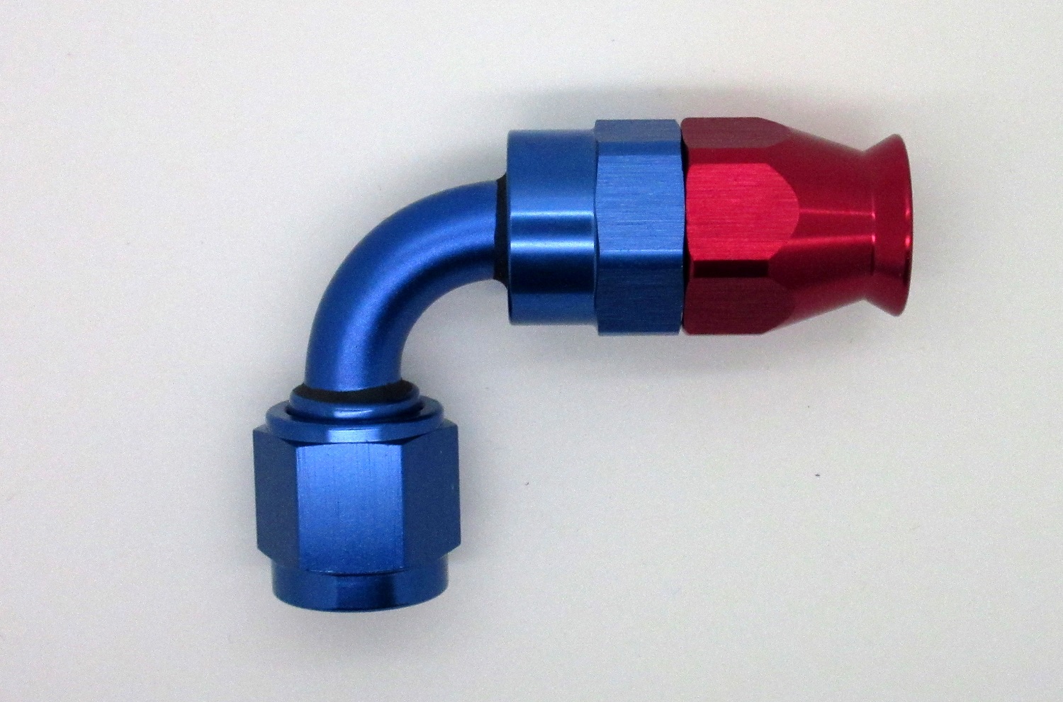 JIC Anschluss 90° Dash 06 JIC  9/16-18   für PTFE Schlauch Serie 600
