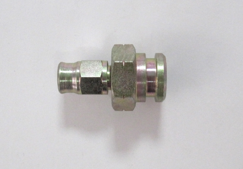 Anschluß Innengew. M10x1,25 konkav  Dash 03 für Klammerhalterung