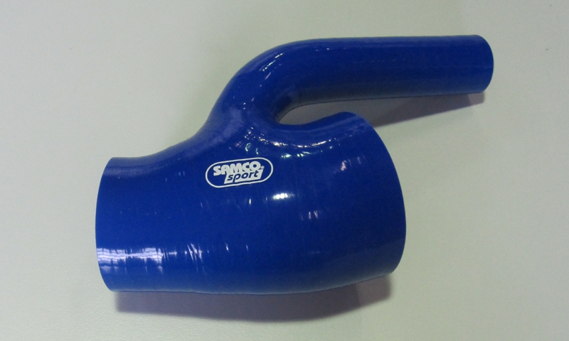 Turbo Schlauch Audi RS4 Avant Quattro Samco blau  2.7Ltr B5 aus TCS560