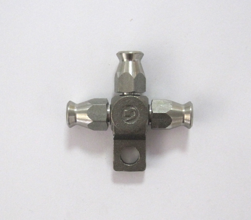 Dreifachverteiler 3x D3 Schlauchanschluss Edelstahl mit Befestigungsloch