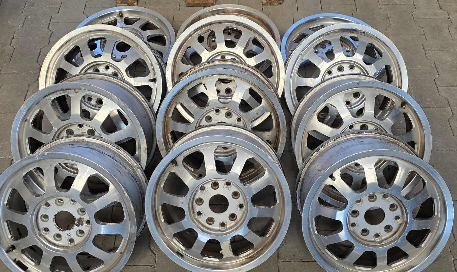 Erleichterte Autocross Schmiedefelge Audi A4 6Jx15 ET45 – LK 5x112 / 5x130