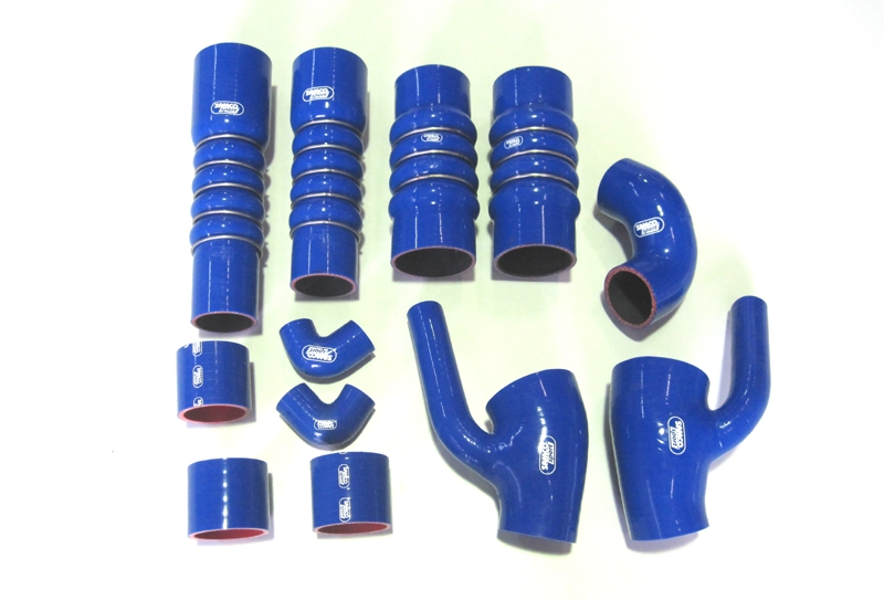 Samco Audi RS4 Avant Quattro 2.7L B5 12-teiliges Ladeluftsystem blau