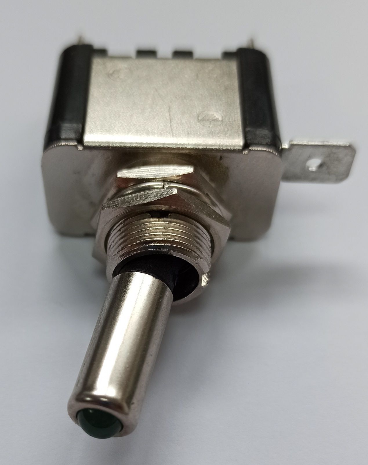Metal Kippschalter On/Off LED grün  Steckkontakte