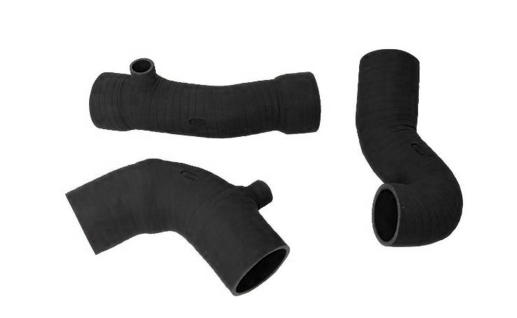 Samco Ford RS500 Cosworth 87-88   3-teiliges Ladeluftsystem schwarz