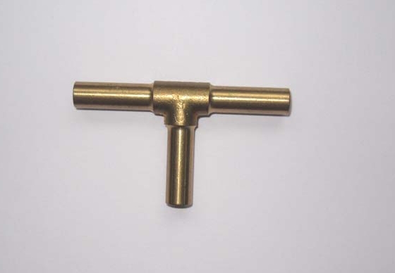 T-Stück glatt, Messink 8 mm