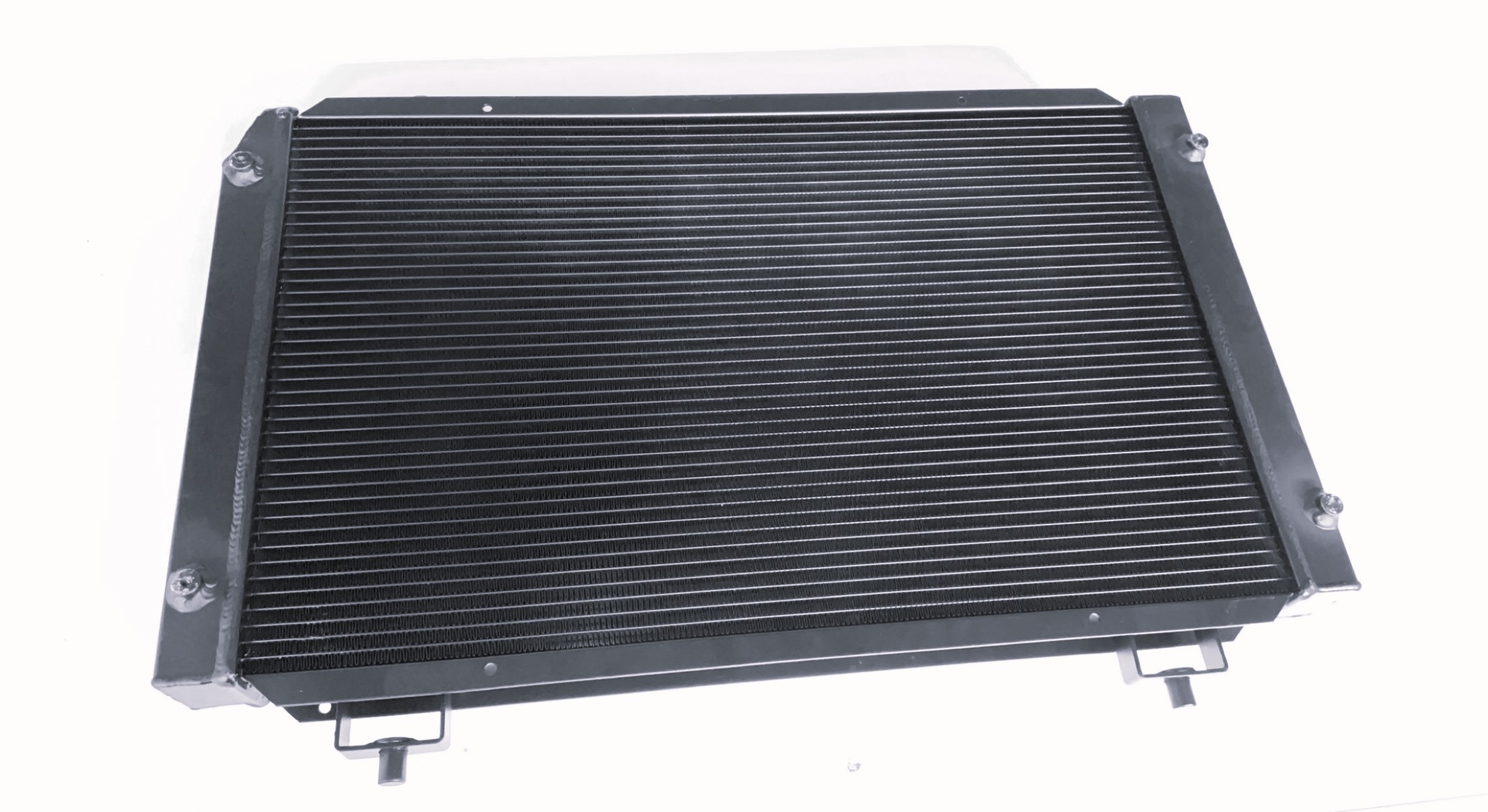 Dual Pass Vollaluminium Wasserkühler 52mm Netz links 740mm x 540 x 90mm Anschlüsse links