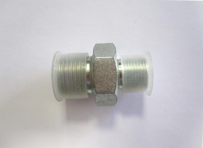 Stahladapter BSP - BSP 
3/8 BSP - 1/2 BSP