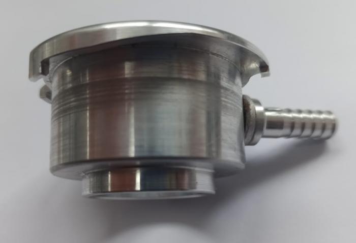 Kühlerdeckelflansch 41mm 
Überlaufrohr 8,00mm CNC gefräst (billet aluminium)