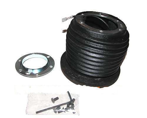 MOMO Lenkradnabe BMW 
3er E30 ,5er 9/85-, 6er 87-, 7er 8/86- BMW Z1 86-01