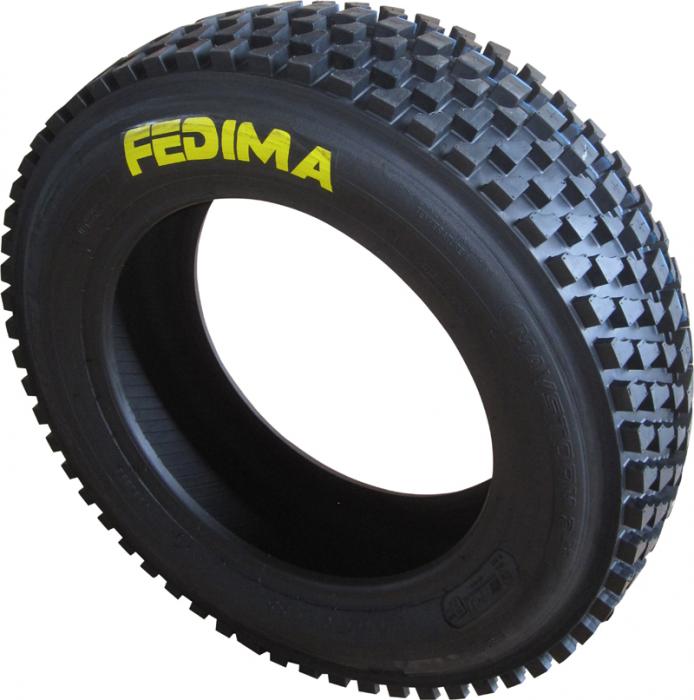 Fedima FCR3 Stollenreifen 18/66-15 (205/60R15)
 - 6 Reihen