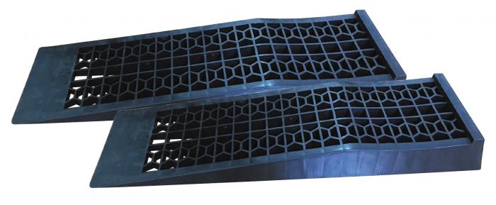 Flache Auffahrrampen 
3.000 KG