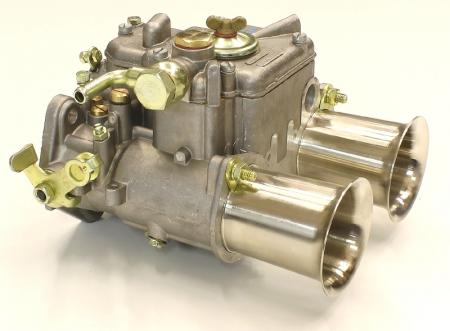 Weber Flachstrom Doppelvergaser 45 DCOE 152 G 
(4 progression holes)
